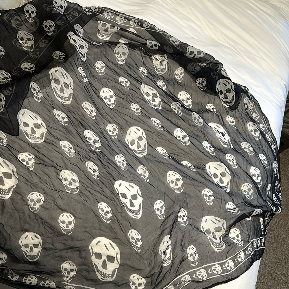 Alexander McQueen scarf